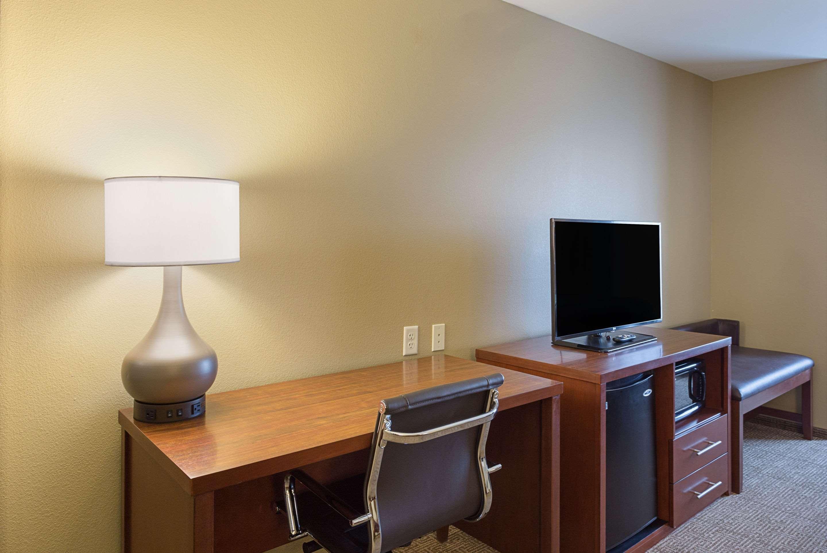 Comfort Inn & Suites Zachary Экстерьер фото