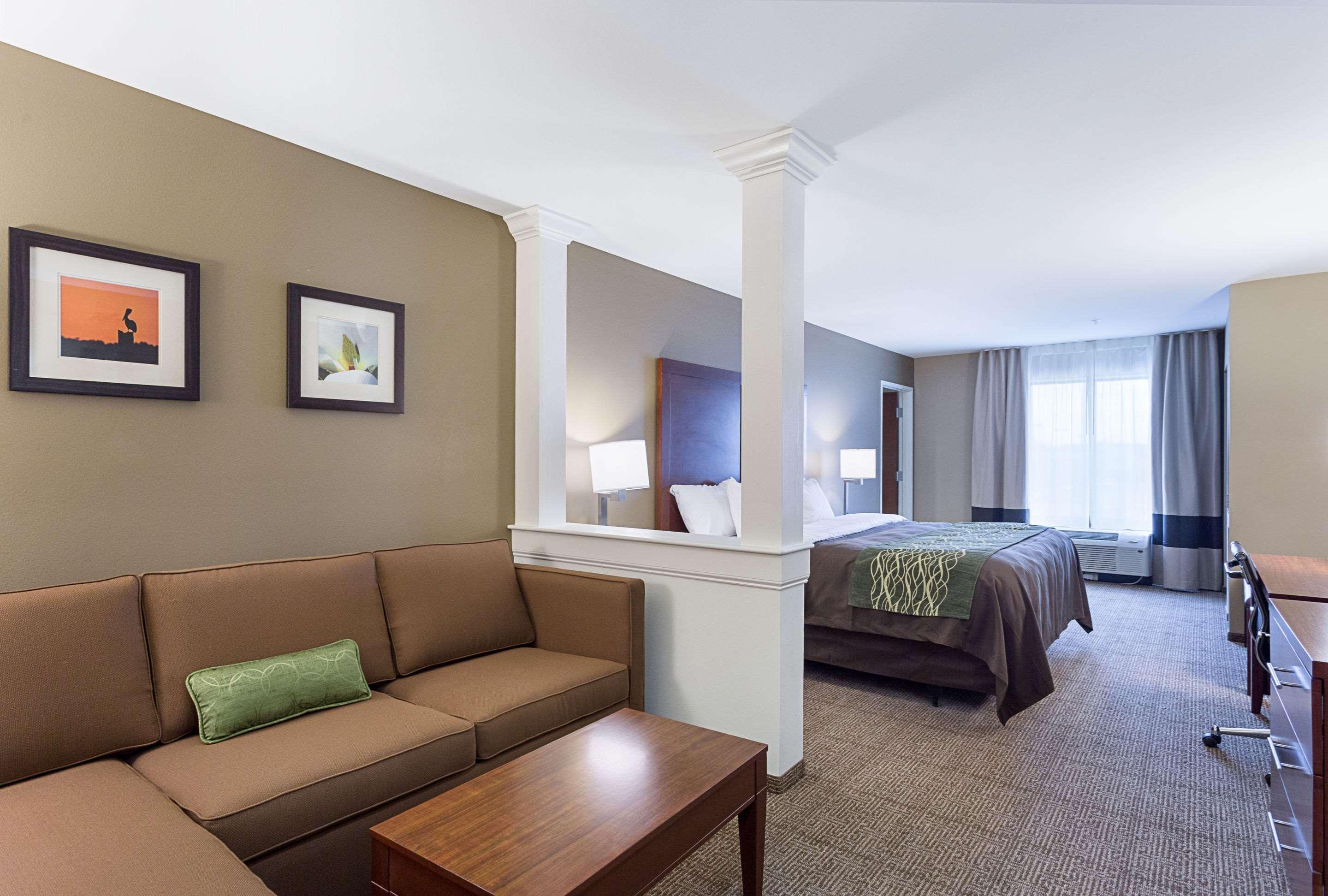 Comfort Inn & Suites Zachary Экстерьер фото